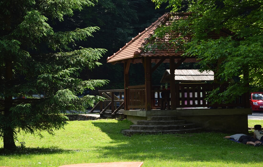 Summerhouse of mountain lodge Jankovac